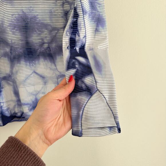 Lululemon Swiftly Tech Long Sleeve 2.0 *Wash Striped Tie Dye Blue 8 - Picture 5 of 7